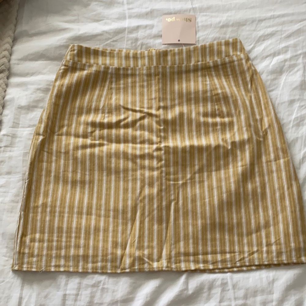 NEW! Striped showpo skirt
